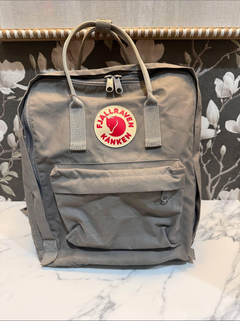 Classic Men's Backpack - Taupe